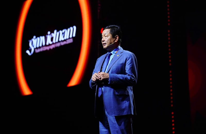 Chủ tịch FPT Trương Gia Bình: Việt Nam sẽ bùng nổ với blockchain và tài sản số 2 Chủ tịch FPT Trương Gia Bình tại sự kiện GM Vietnam 2025